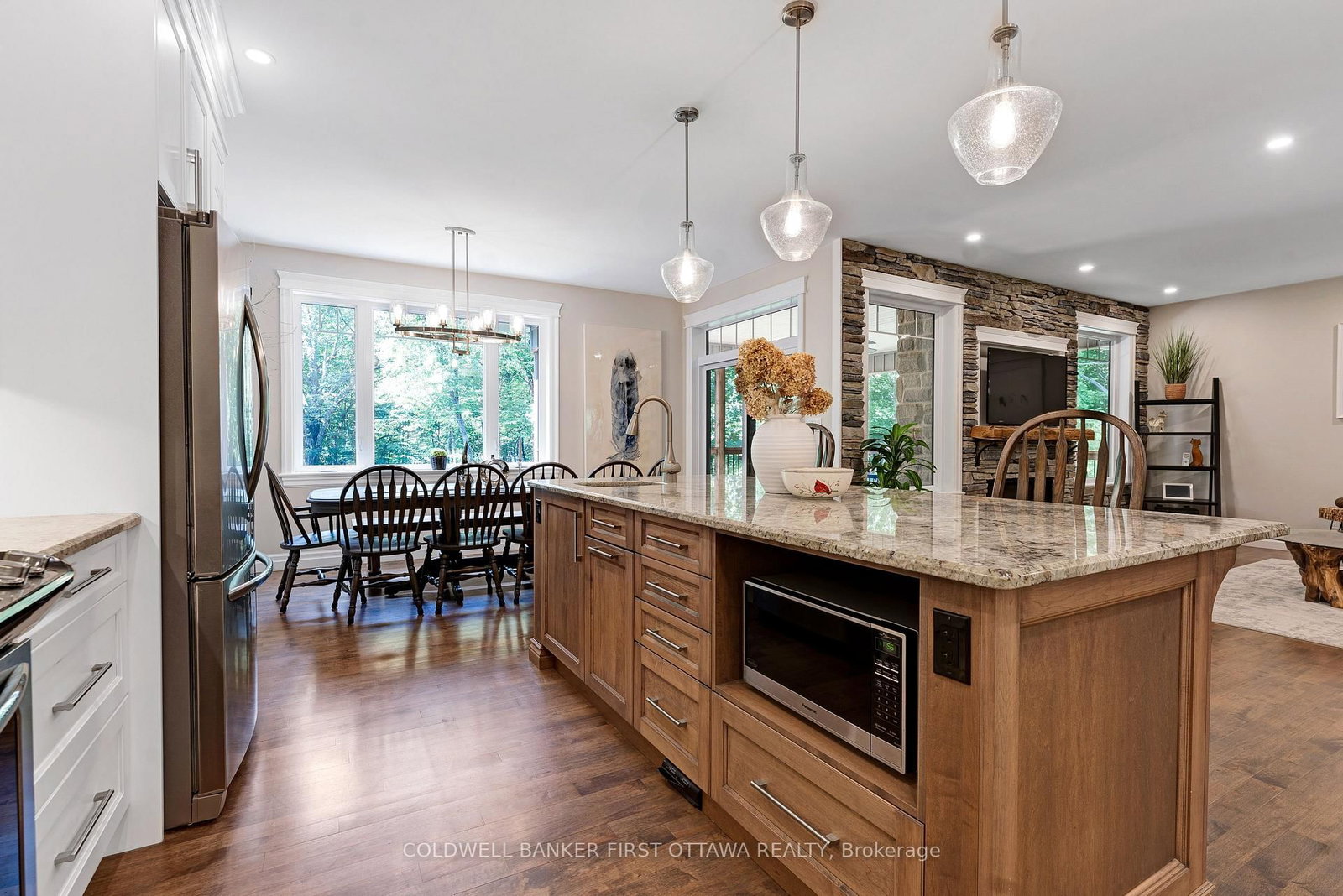 944 McLaren Road • Tay Valley, ON photo 14