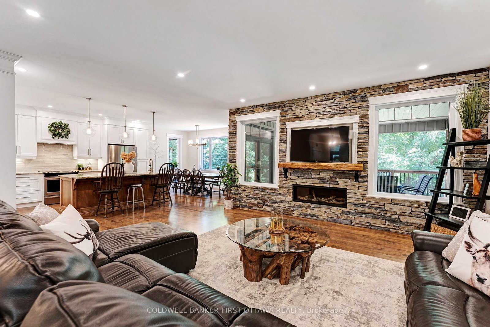 944 McLaren Road • Tay Valley, ON photo 9