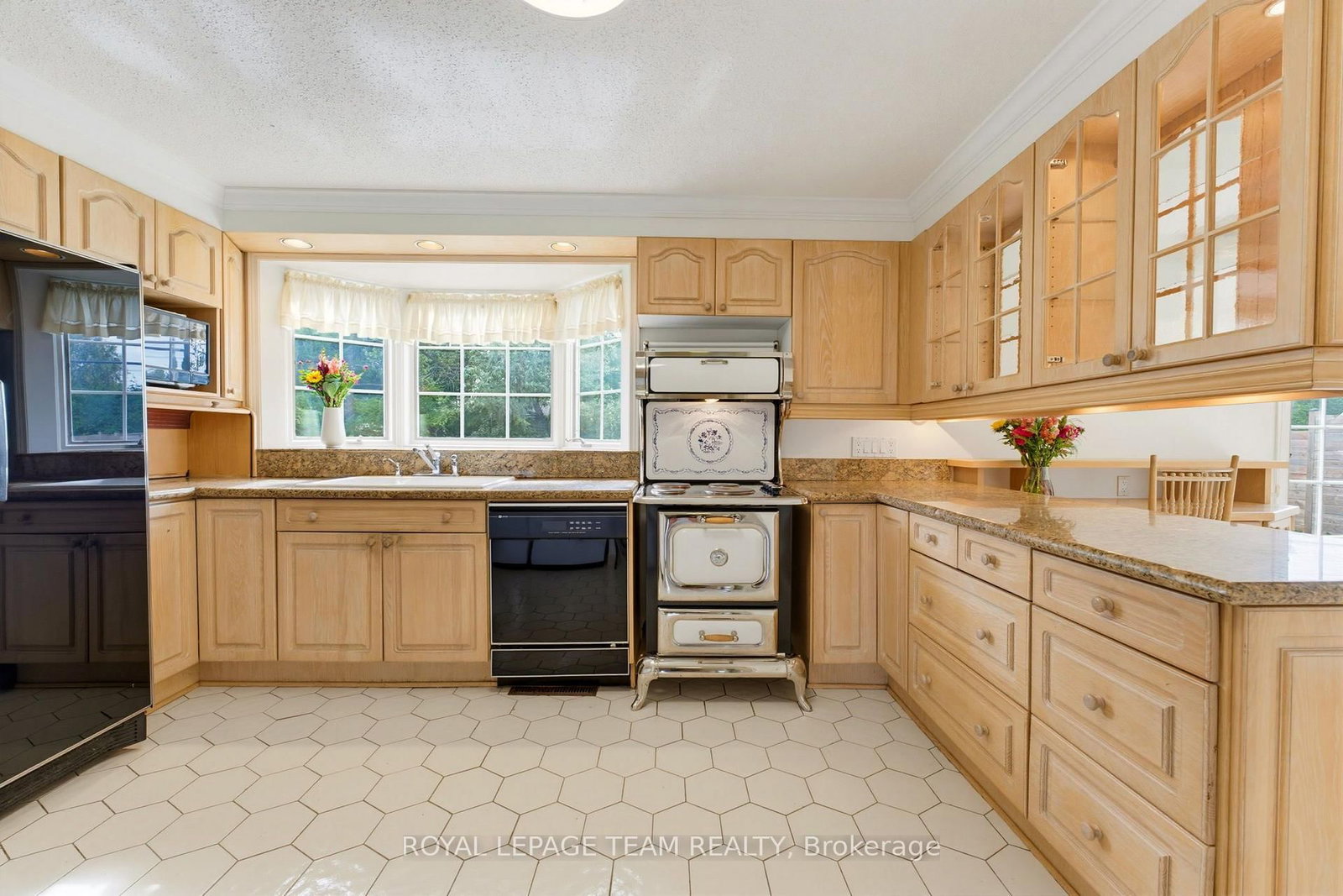 115 Beaver Ridge • Ottawa, ON photo 10