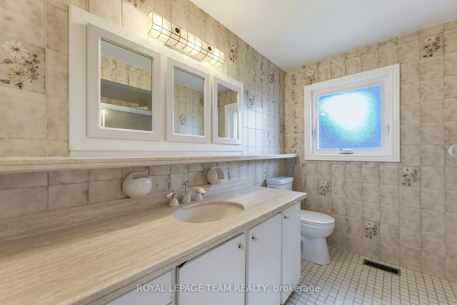115 Beaver Ridge • Ottawa, ON photo 19