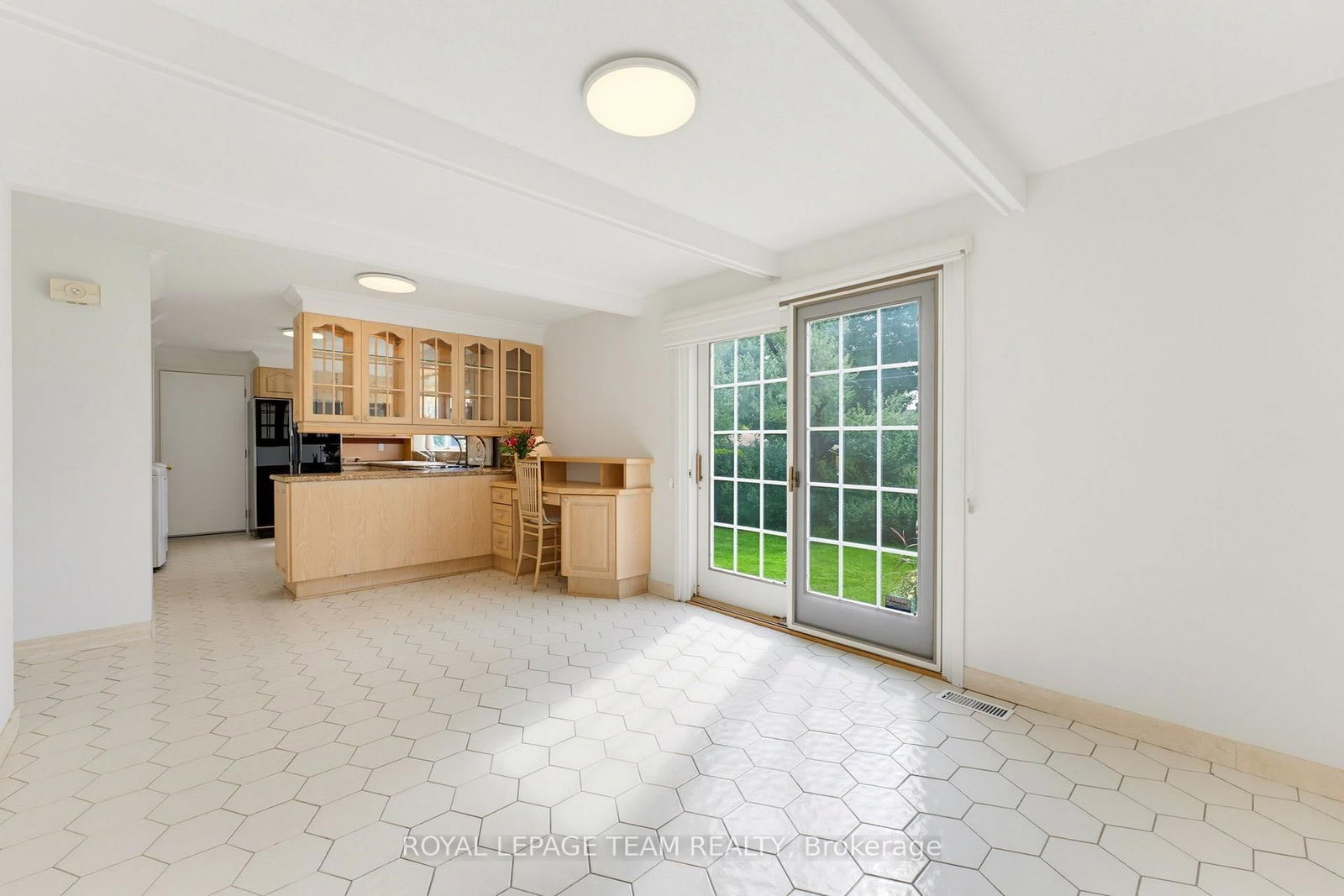 115 Beaver Ridge • Ottawa, ON photo 9