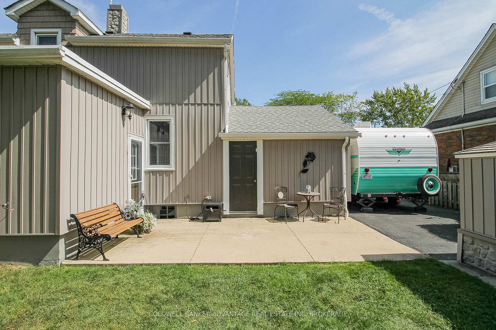 43 Gram Avenue • Welland, ON photo 32
