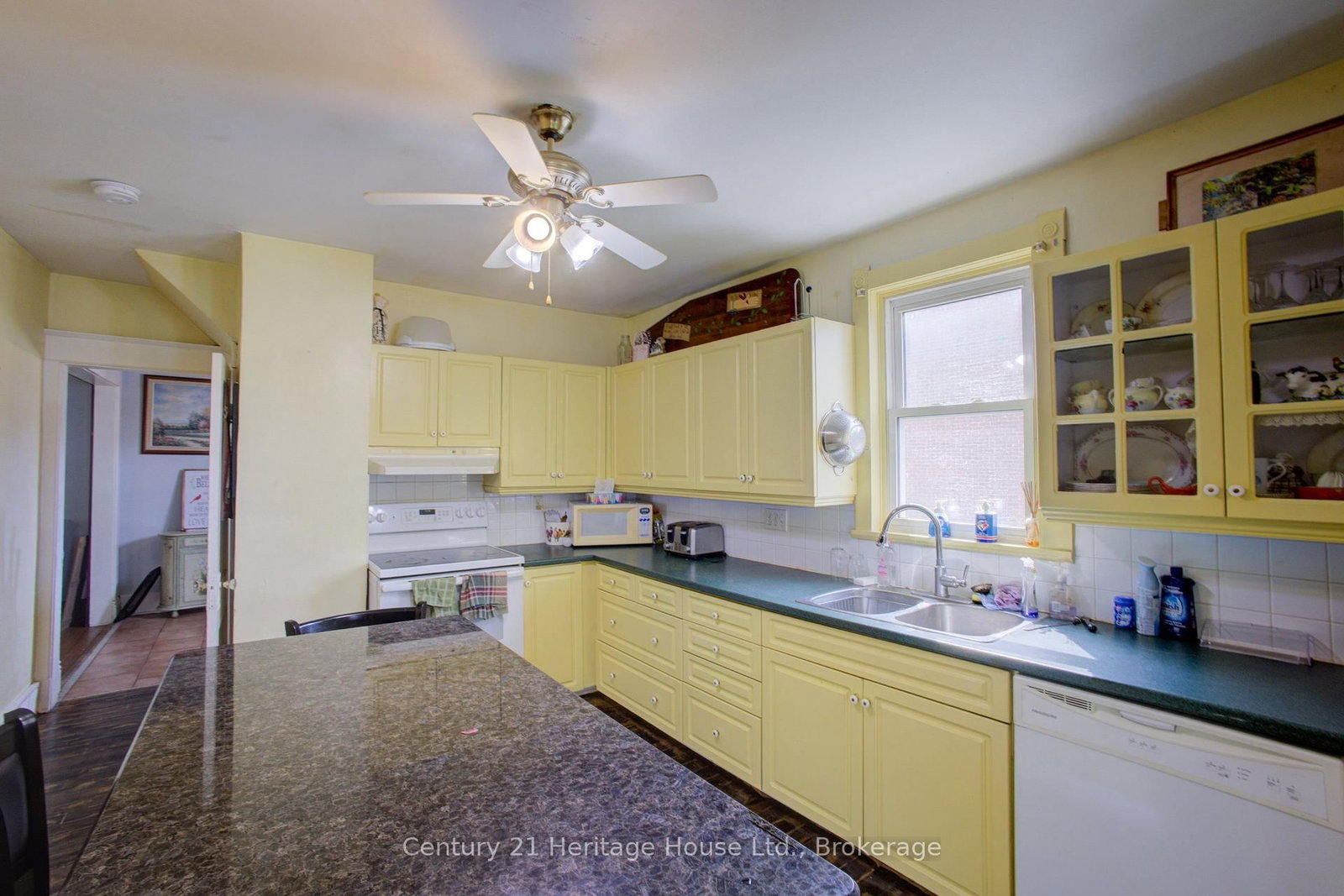 180 Bruce Street S • West Grey, ON photo 15