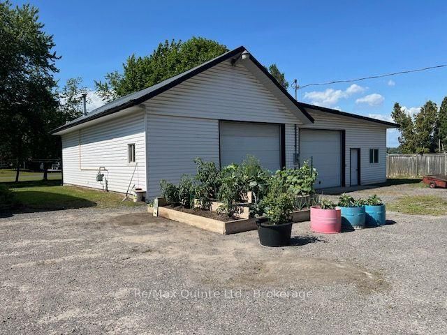 101 Roseland Drive • Quinte West, ON photo 32
