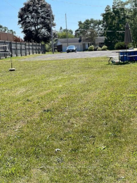 101 Roseland Drive • Quinte West, ON photo 39