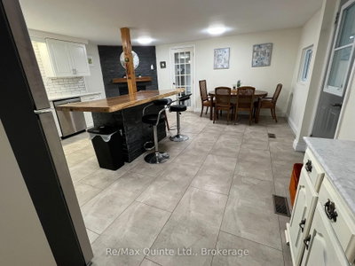 101 Roseland Drive • Quinte West, ON photo 9