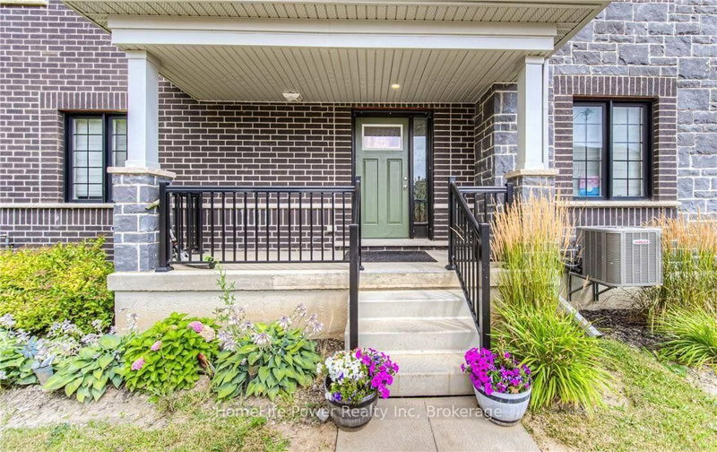 513 WOODLEA Court