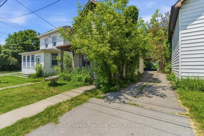 431 Main Street • Deseronto, ON photo 4