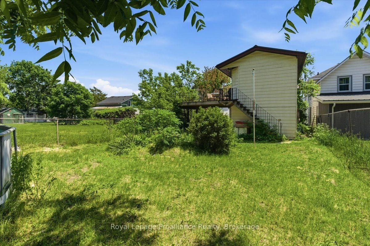 431 Main Street • Deseronto, ON photo 5