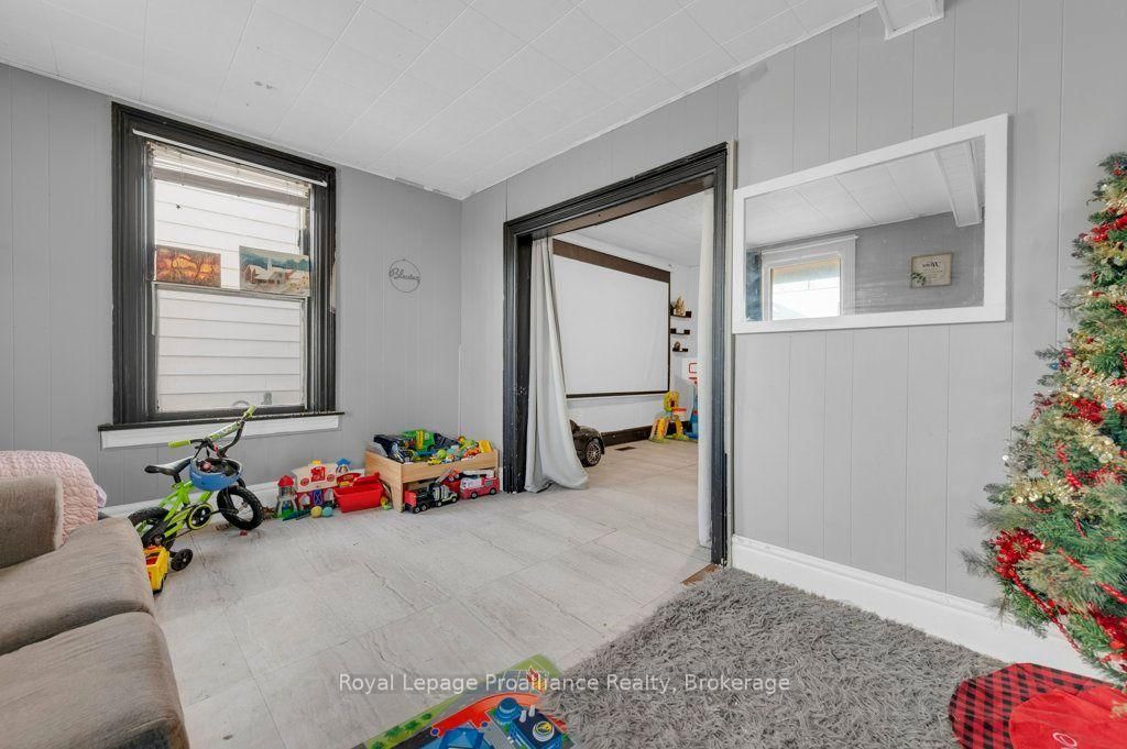 431 Main Street • Deseronto, ON photo 8