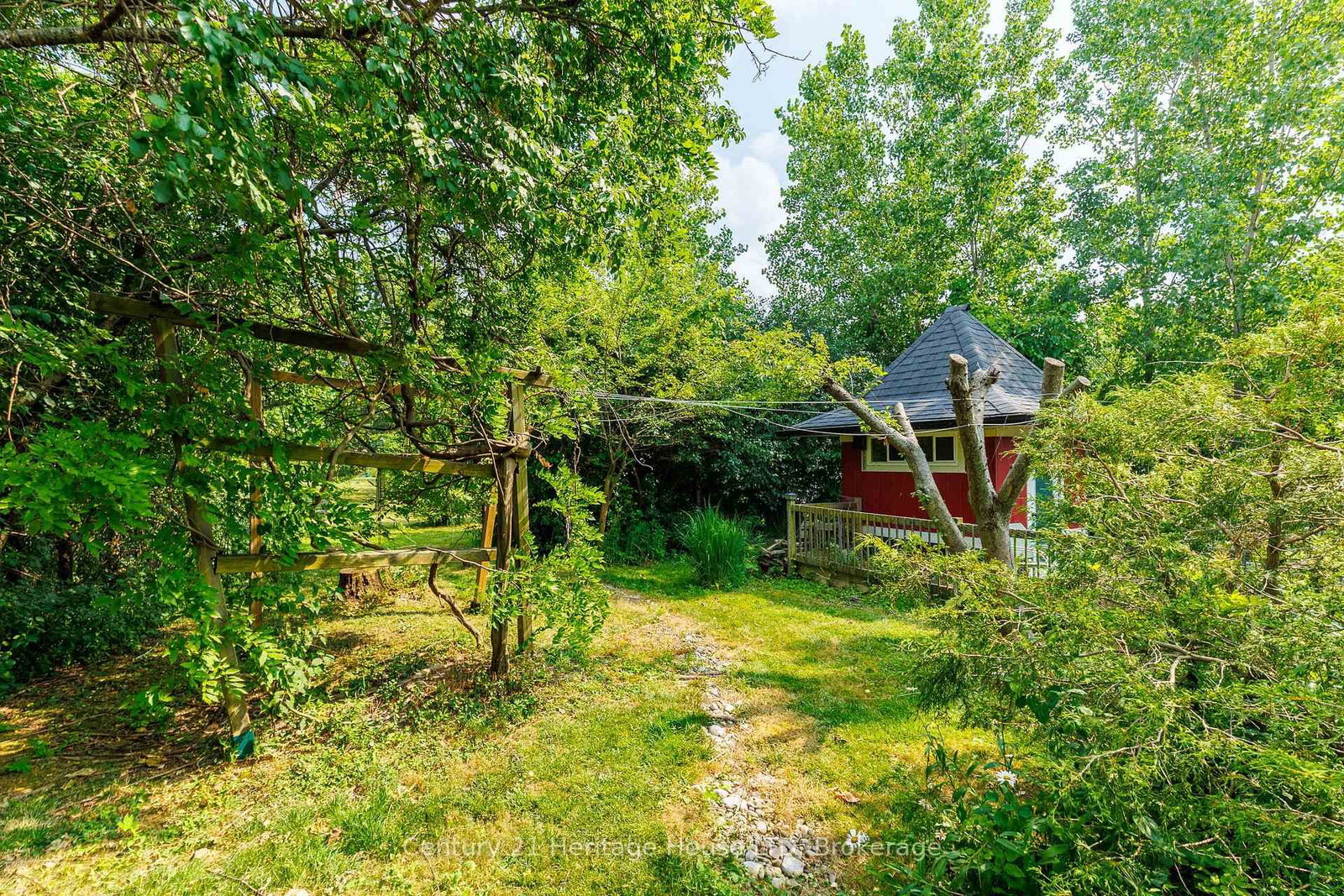 134 Albany Street • Fort Erie, ON photo 46