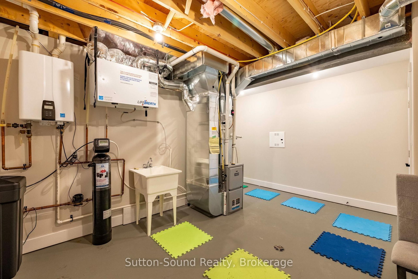 2545 9th Avenue E • Owen Sound, ON photo 27