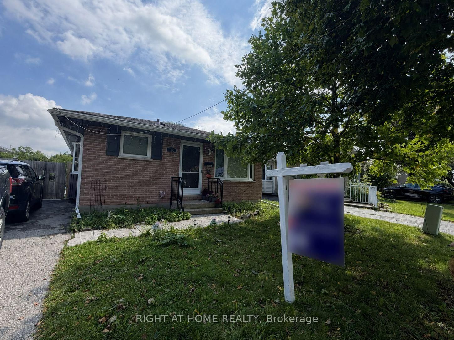 110 MURIEL Crescent