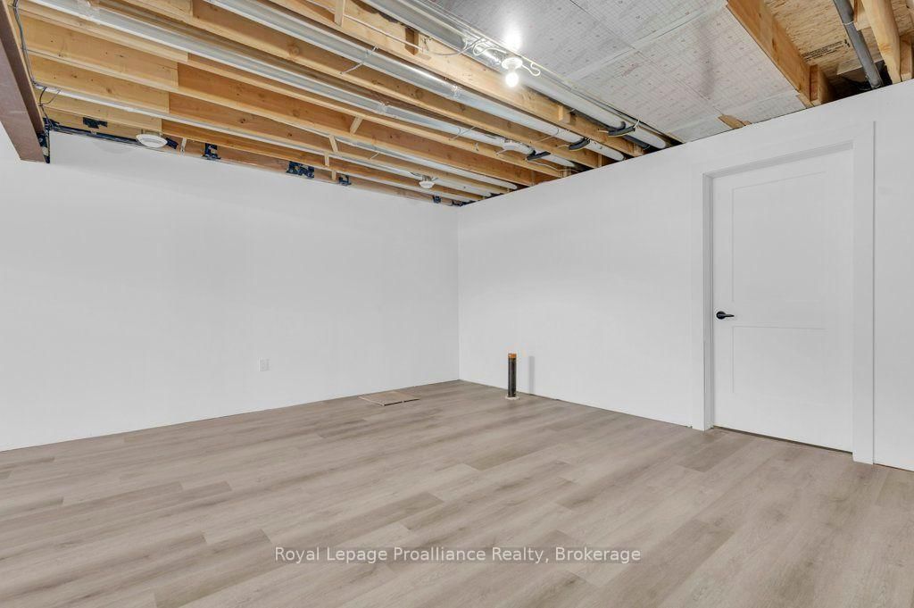 8 Dunmor Street • Stirling, ON photo 28
