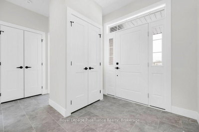 8 Dunmor Street • Stirling, ON photo 6