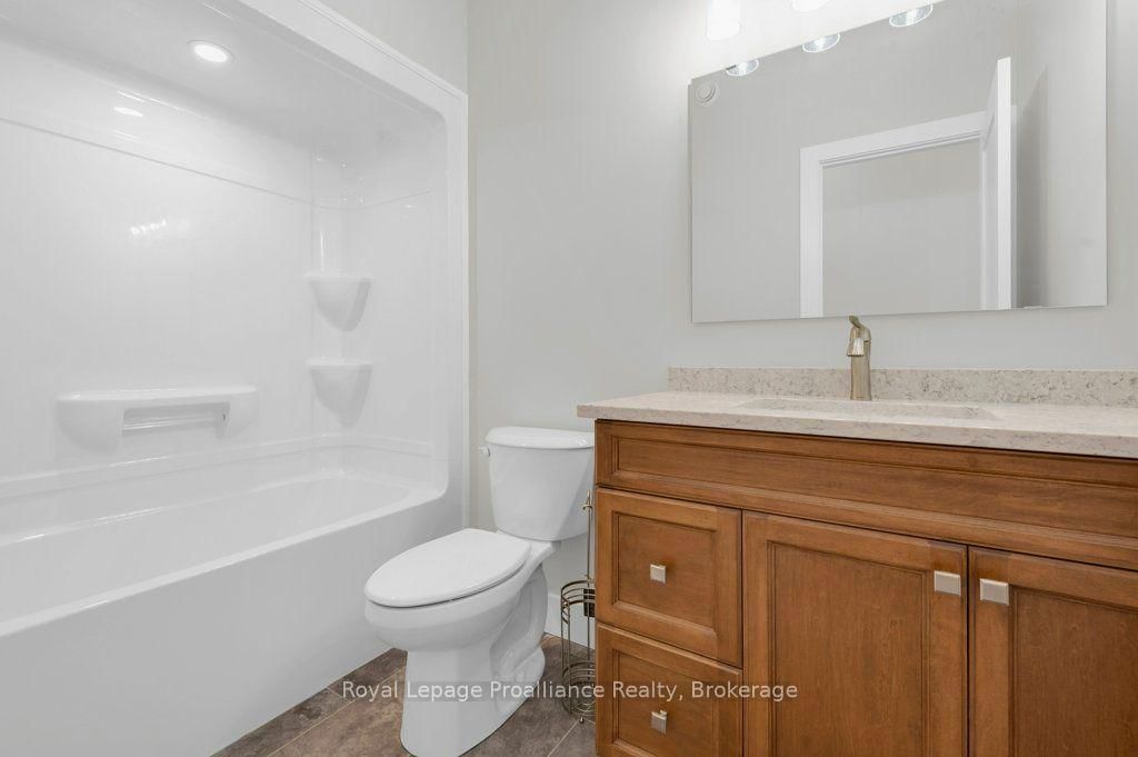 8 Dunmor Street • Stirling, ON photo 9