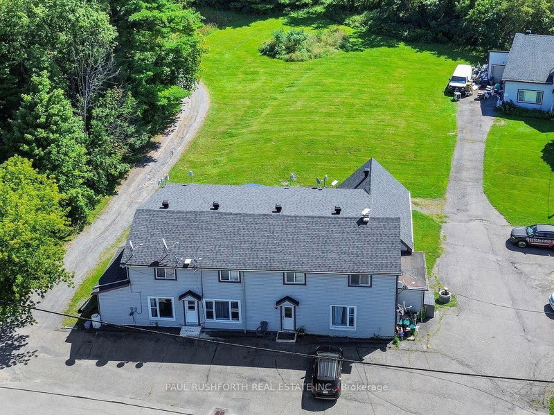 1 - 3590 Old Montreal Road