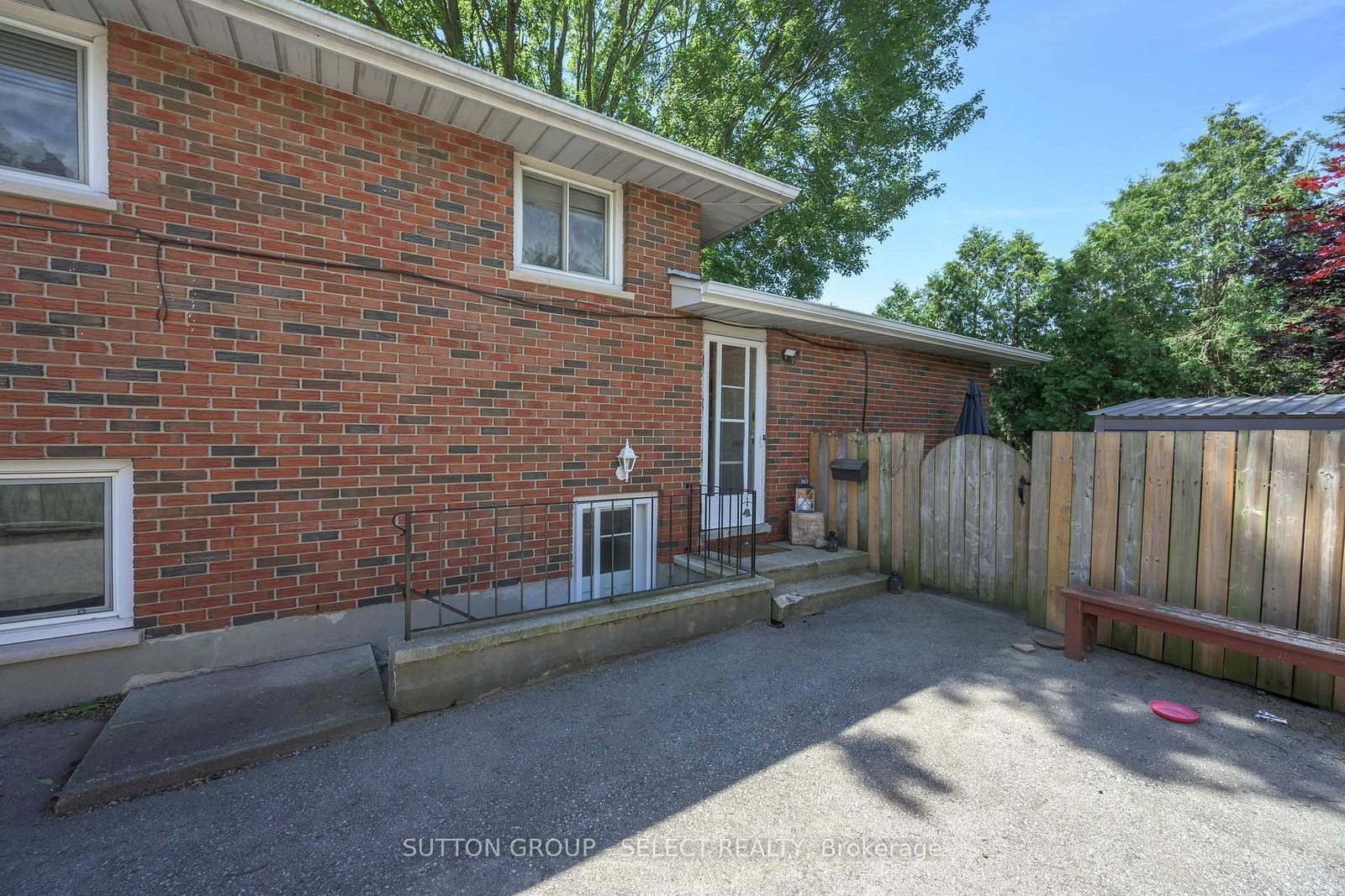 183-185 VANCOUVER Street • London East, ON photo 33