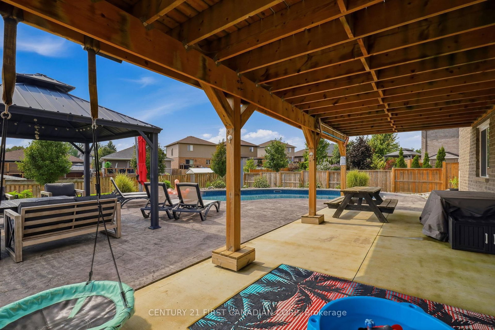 29 Nicoles Trail • Thames Centre, ON photo 31