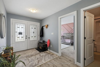 29 Nicoles Trail • Thames Centre, ON photo 5