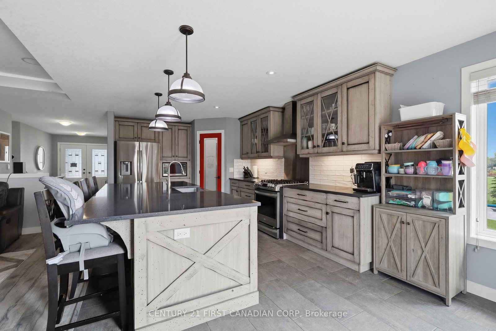 29 Nicoles Trail • Thames Centre, ON photo 8