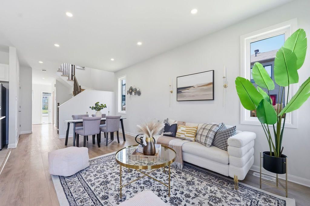 1136 SPEEDVALE Court • Ottawa, ON photo 14