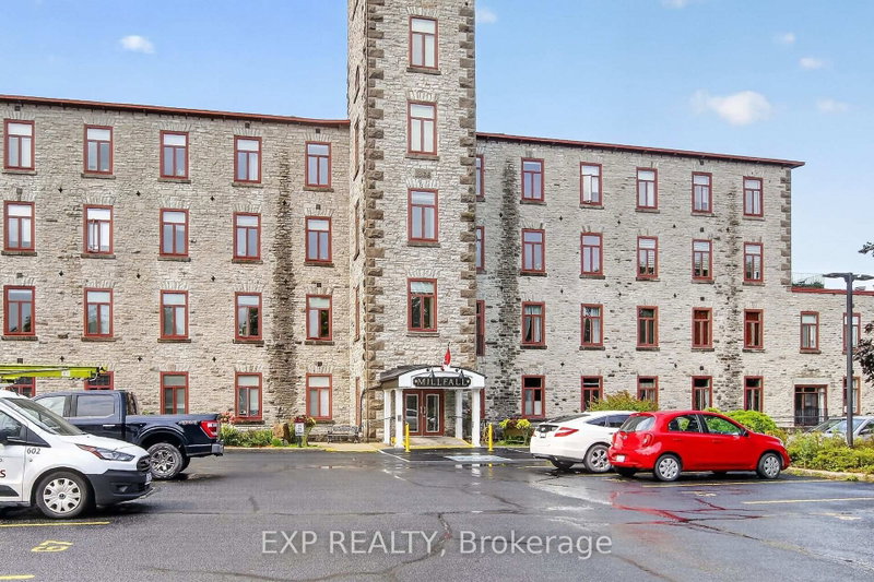 405 - 1 Rosamond Street E