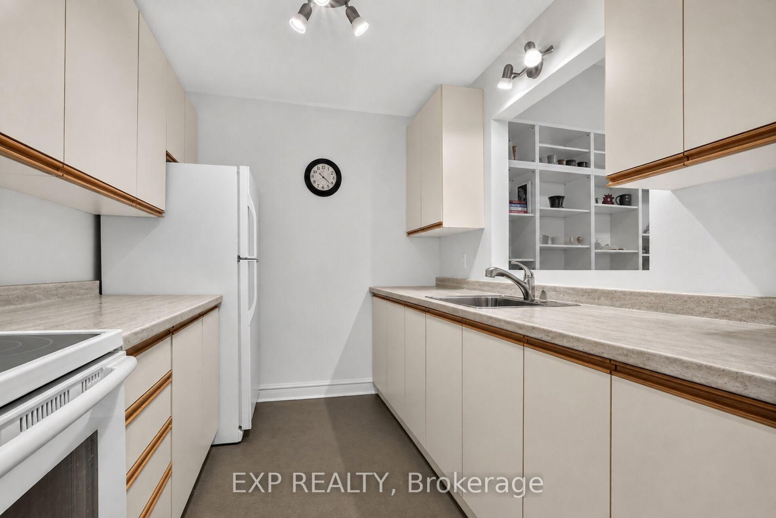 1 Rosamond Street E • #405 • Ottawa, ON photo 8