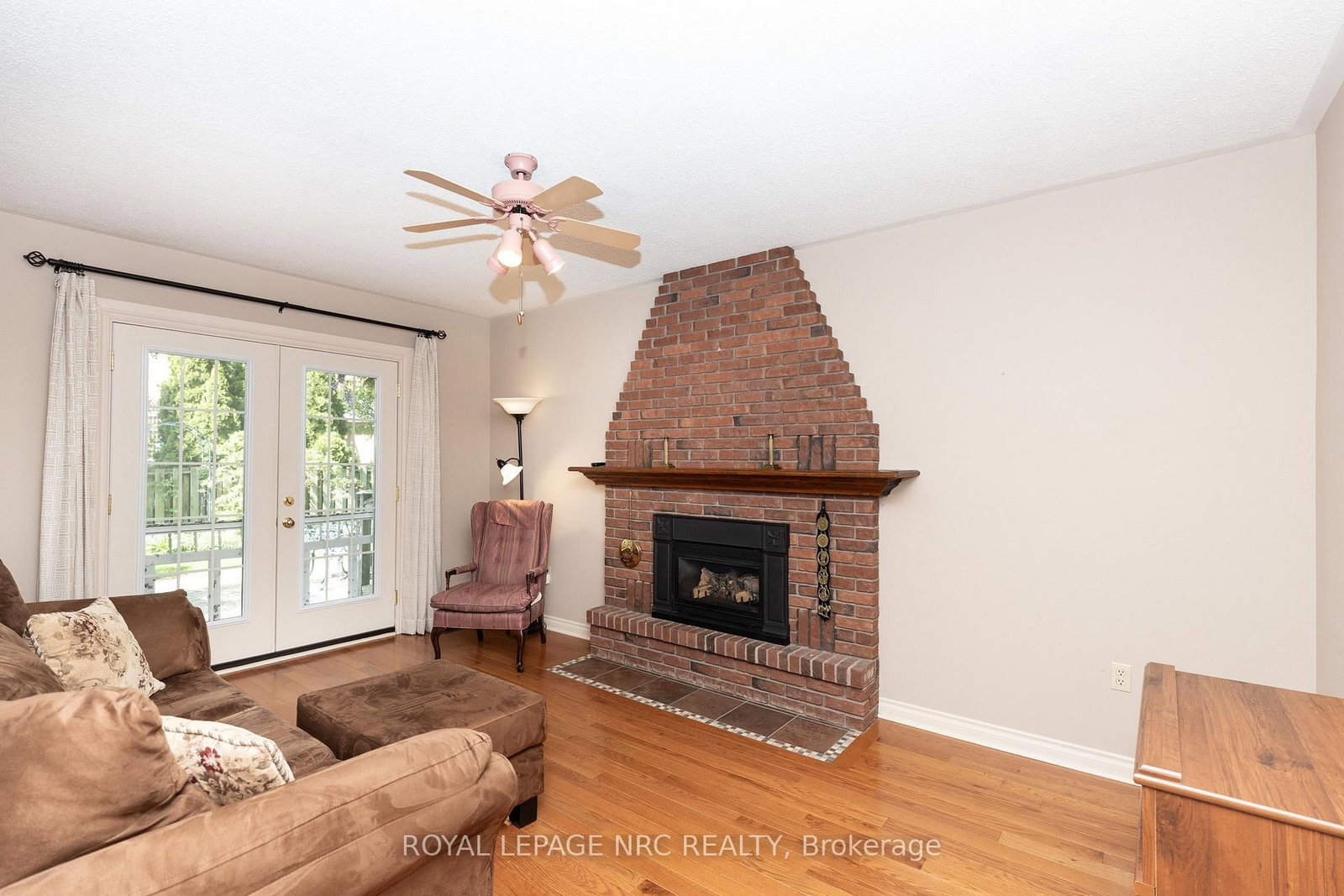35 Garrison Village Drive • Niagara-on-the-Lake, ON photo 34