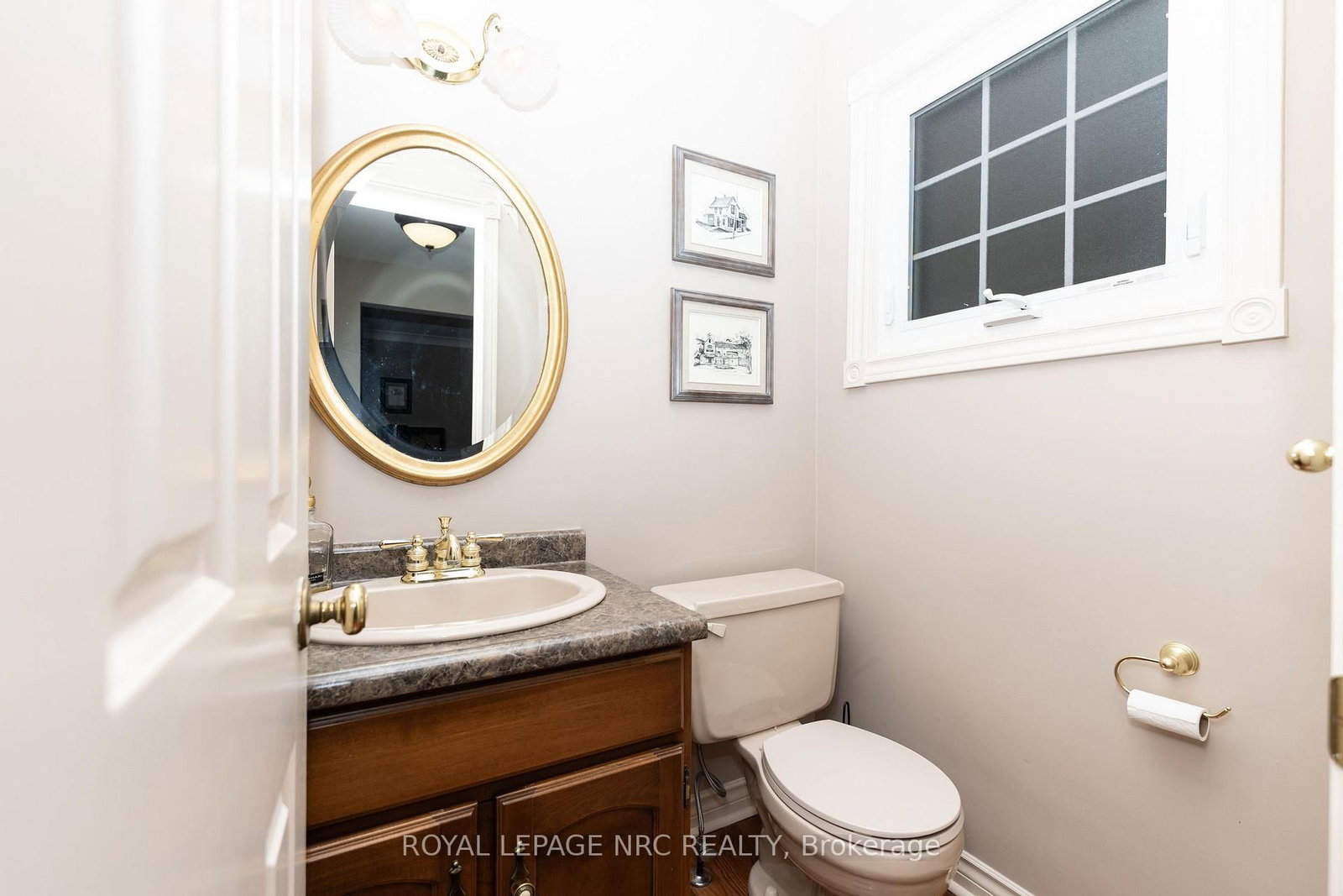 35 Garrison Village Drive • Niagara-on-the-Lake, ON photo 38
