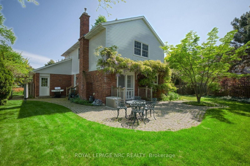 35 Garrison Village Dr photo 5