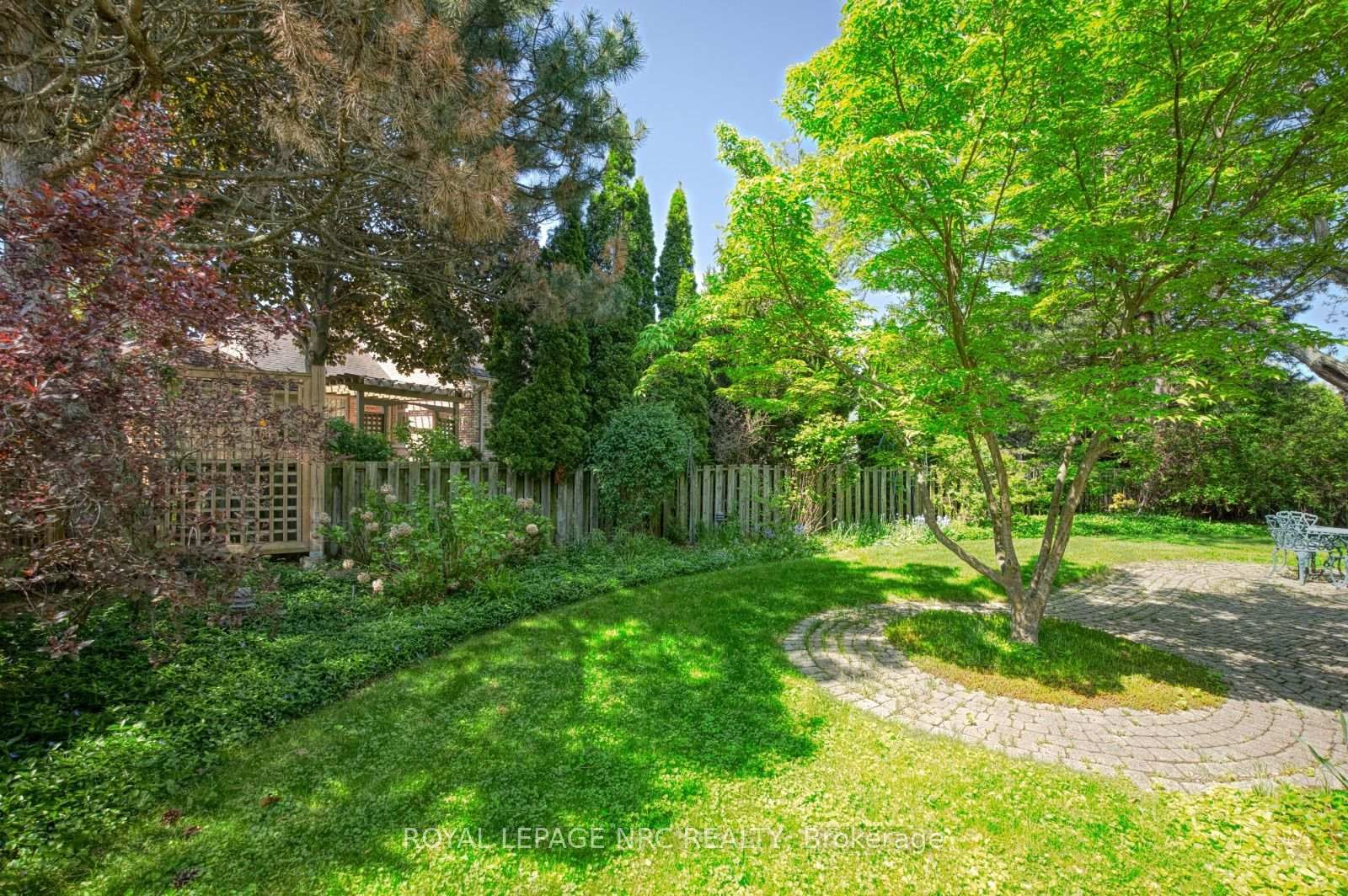 35 Garrison Village Drive • Niagara-on-the-Lake, ON photo 8