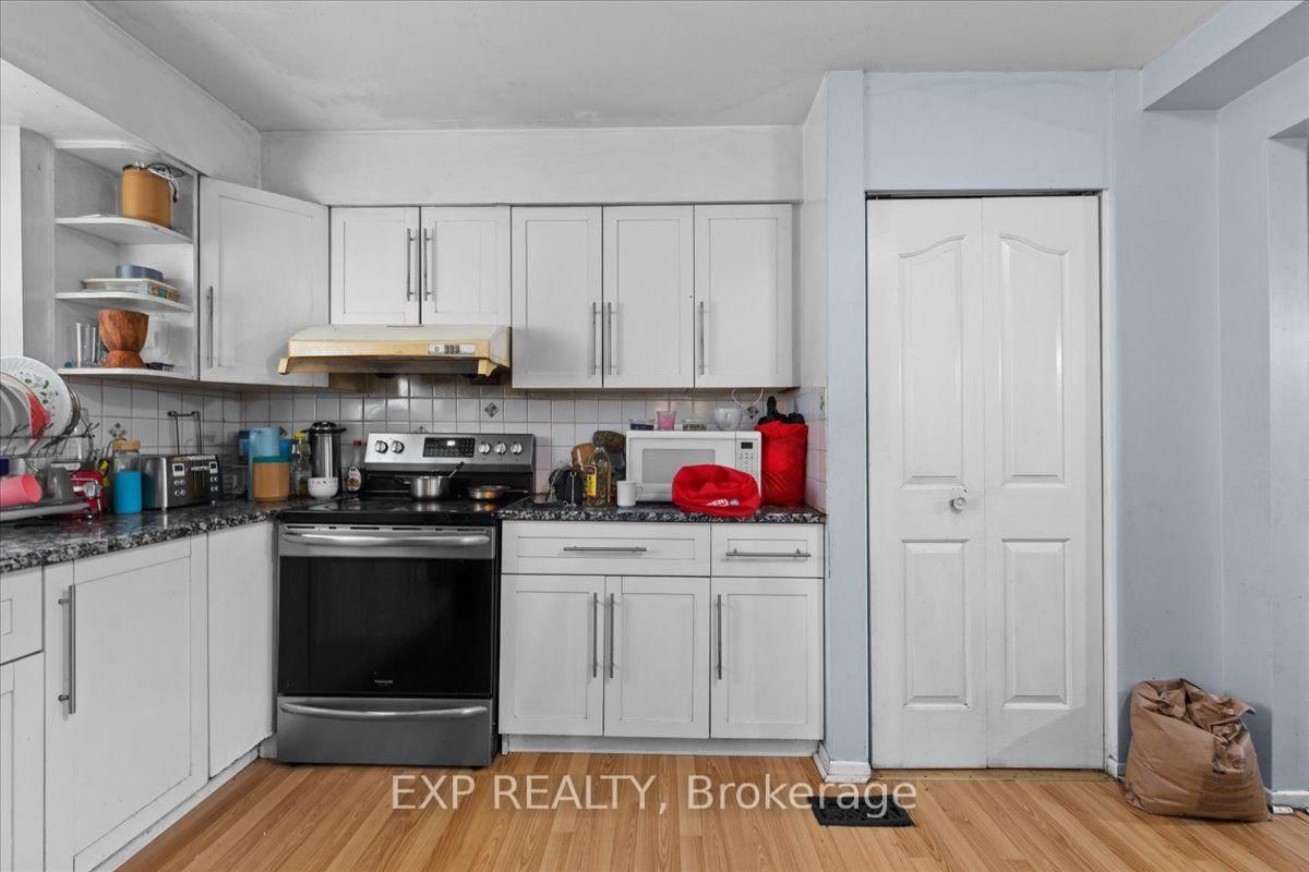 2960 Penny Drive • #9 • Ottawa, ON photo 2