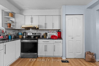 2960 Penny Drive • #9 • Ottawa, ON photo 2