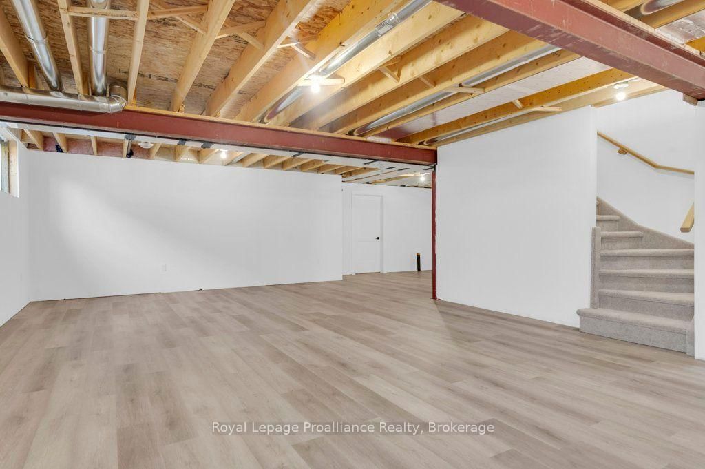 10 Dunmor Street • Stirling, ON photo 25