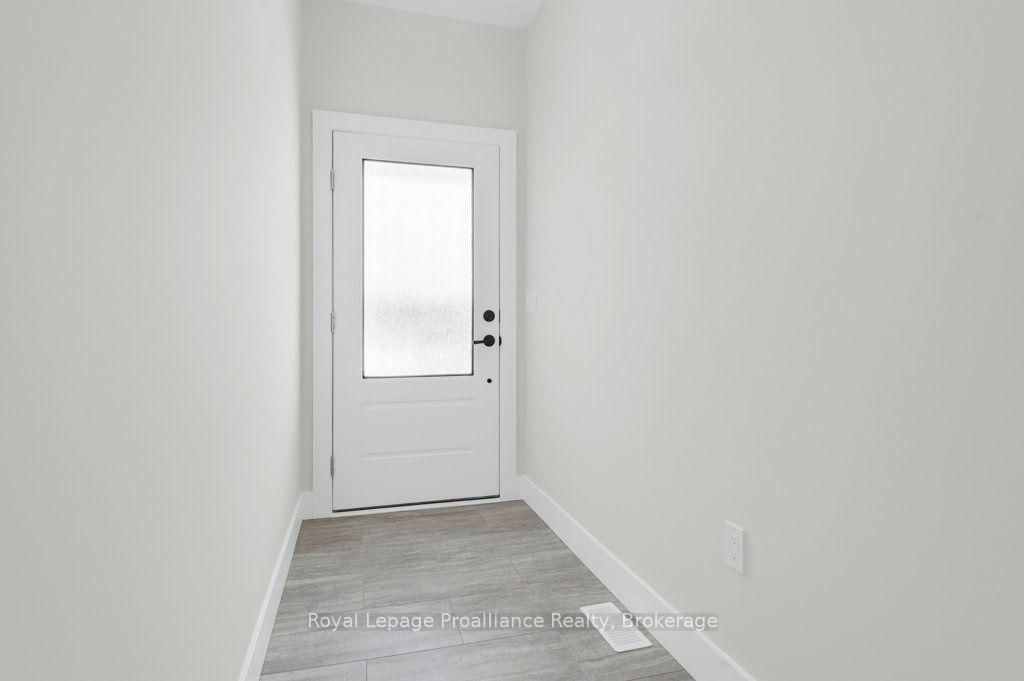 10 Dunmor Street • Stirling, ON photo 6