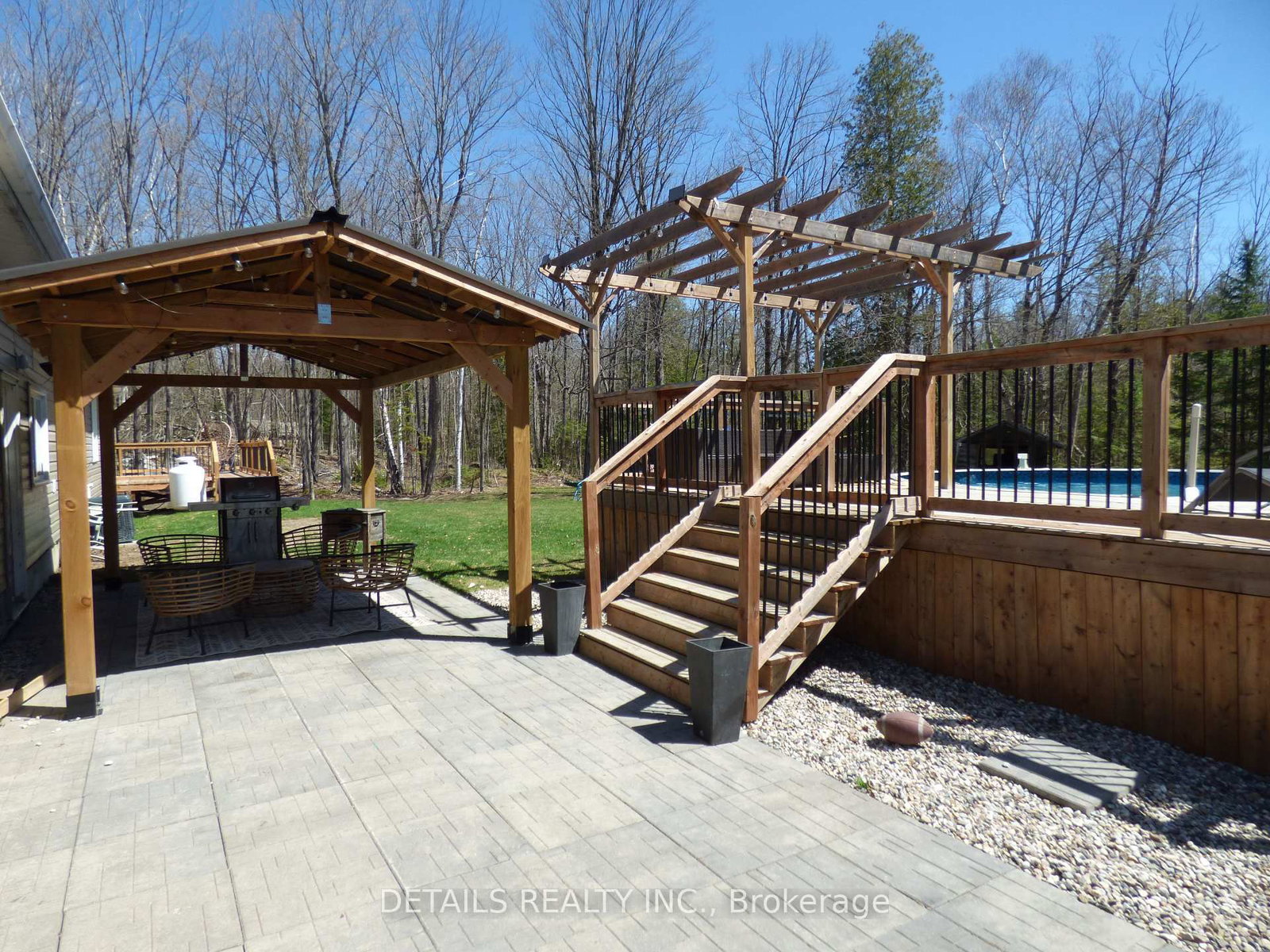 387 Campbell Side Road • White Lake, ON photo 35