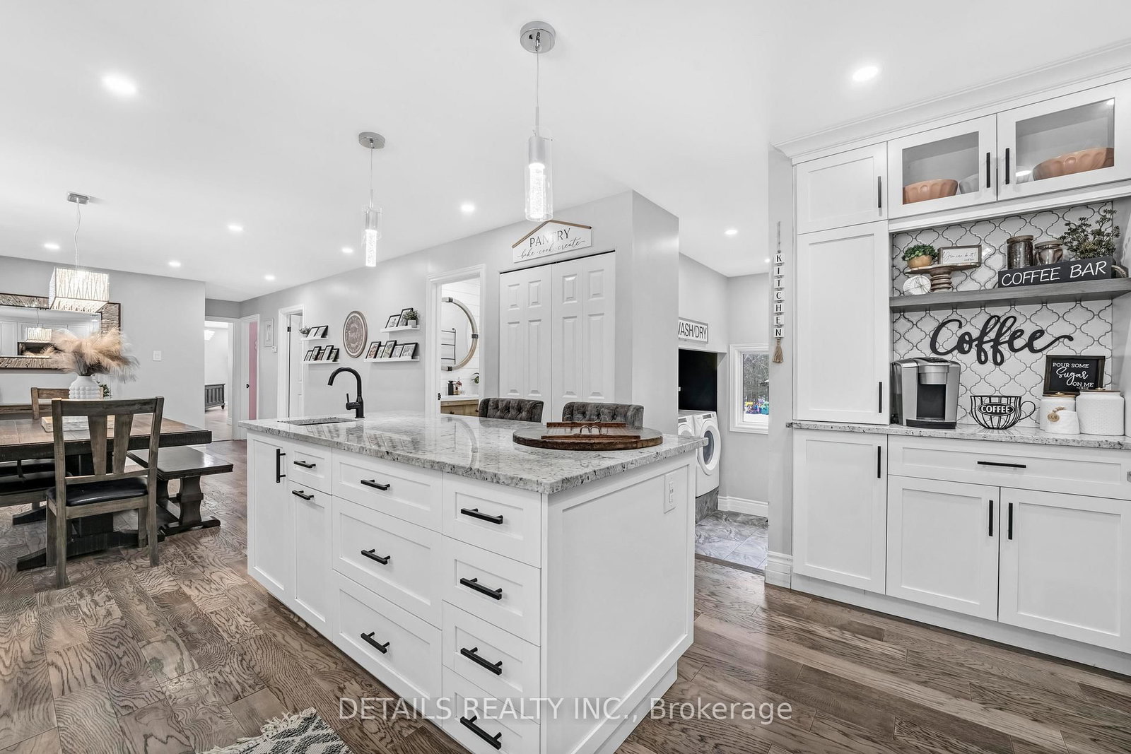 387 Campbell Side Road • White Lake, ON photo 6