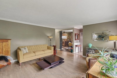 1147 Parkway Drive • Ottawa, ON photo 5