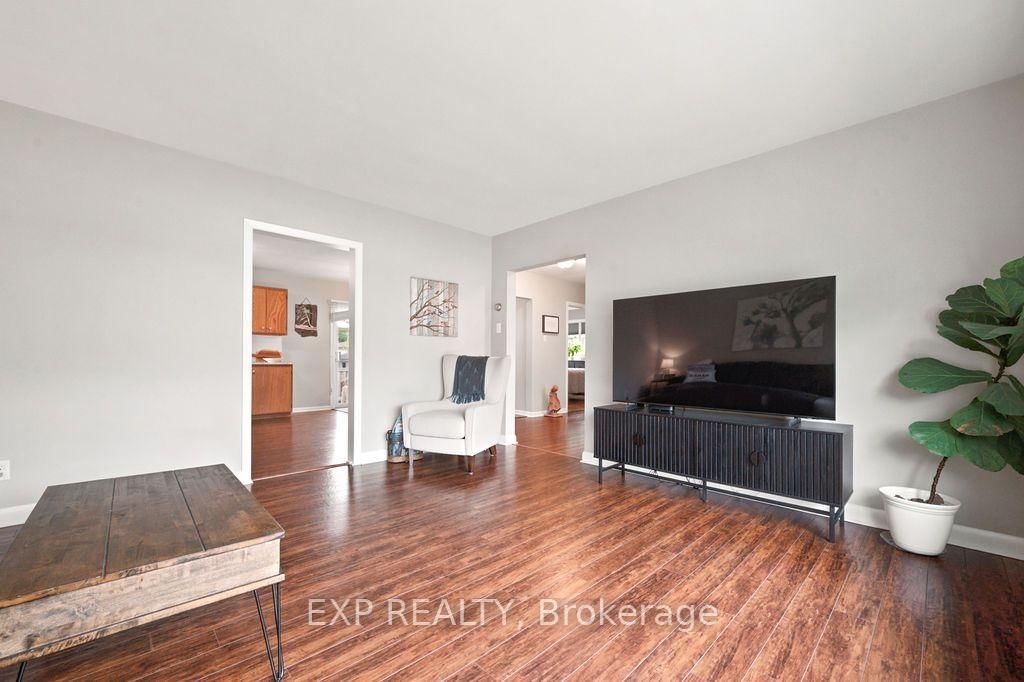 101 Grant Boulevard • Renfrew, ON photo 5