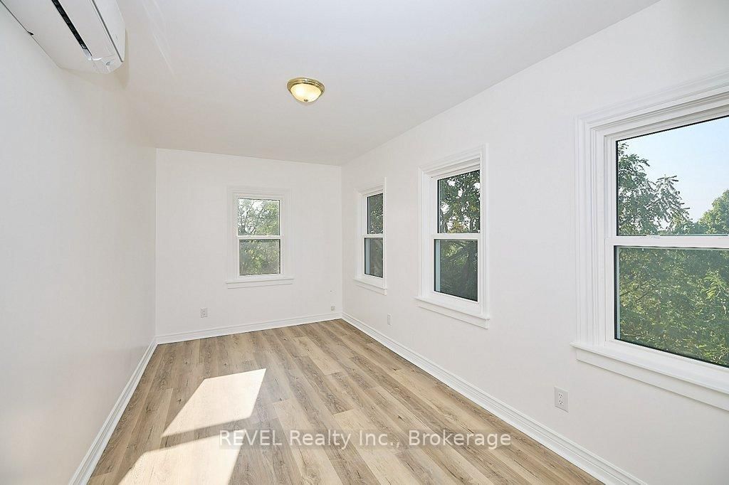 245 Stanton Street • Fort Erie, ON photo 13