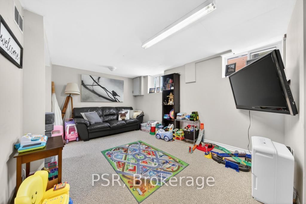 420 Upper Gage Avenue • Hamilton, ON photo 19