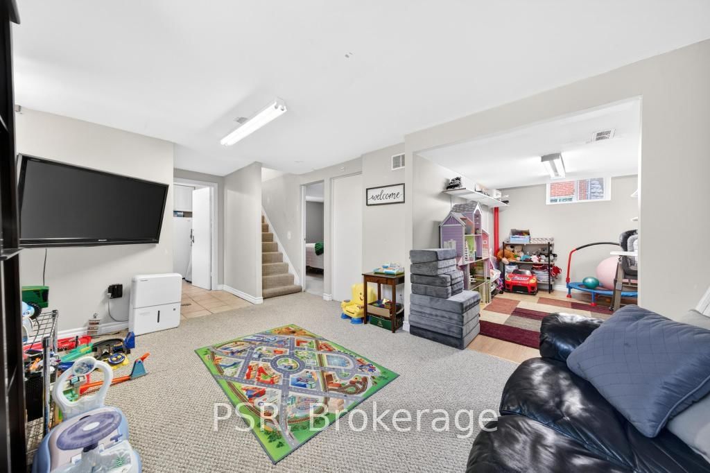 420 Upper Gage Avenue • Hamilton, ON photo 21