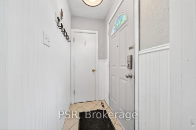 420 Upper Gage Avenue • Hamilton, ON photo 3