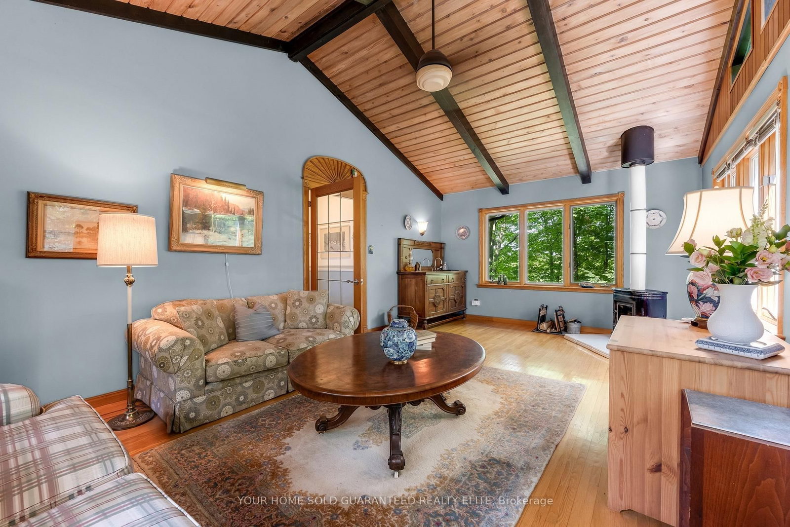 155 Ridge Road E • Grimsby, ON photo 12