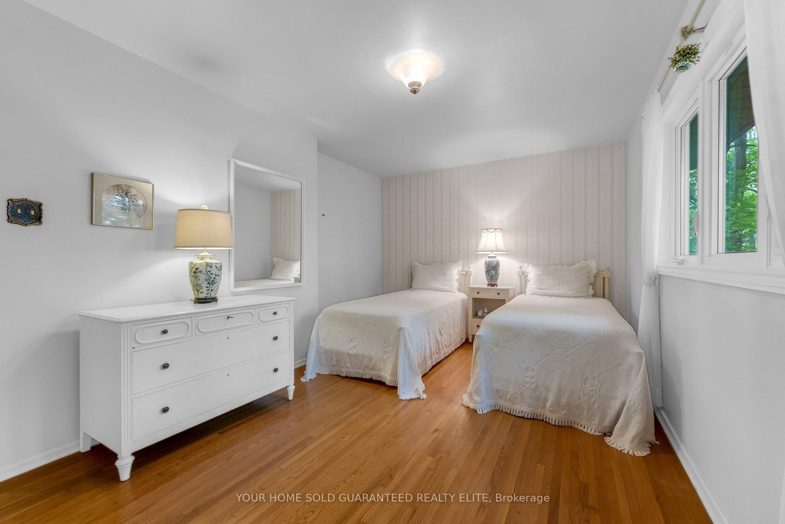 155 Ridge Road E • Grimsby, ON photo 14