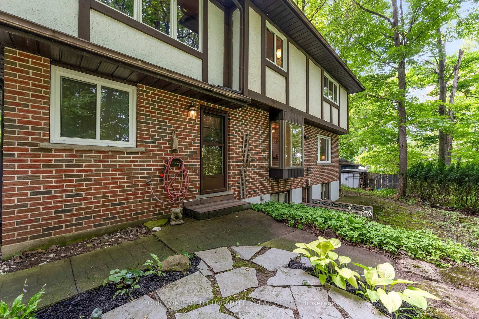 155 Ridge Road E • Grimsby, ON photo 17