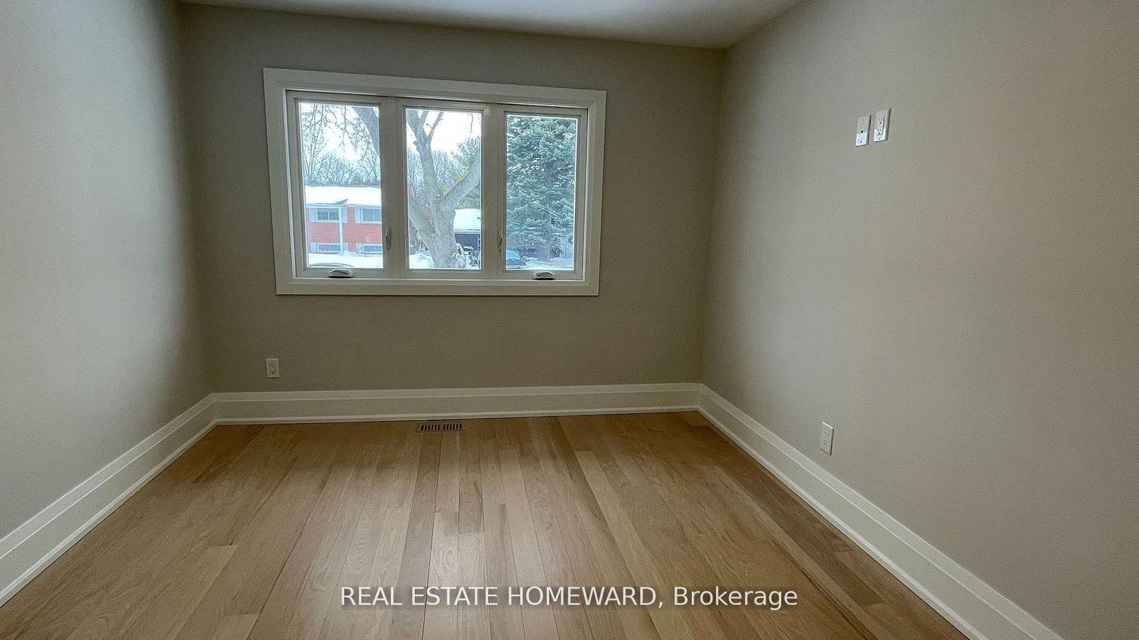 33 Strathcona Drive • St. Catharines, ON photo 15