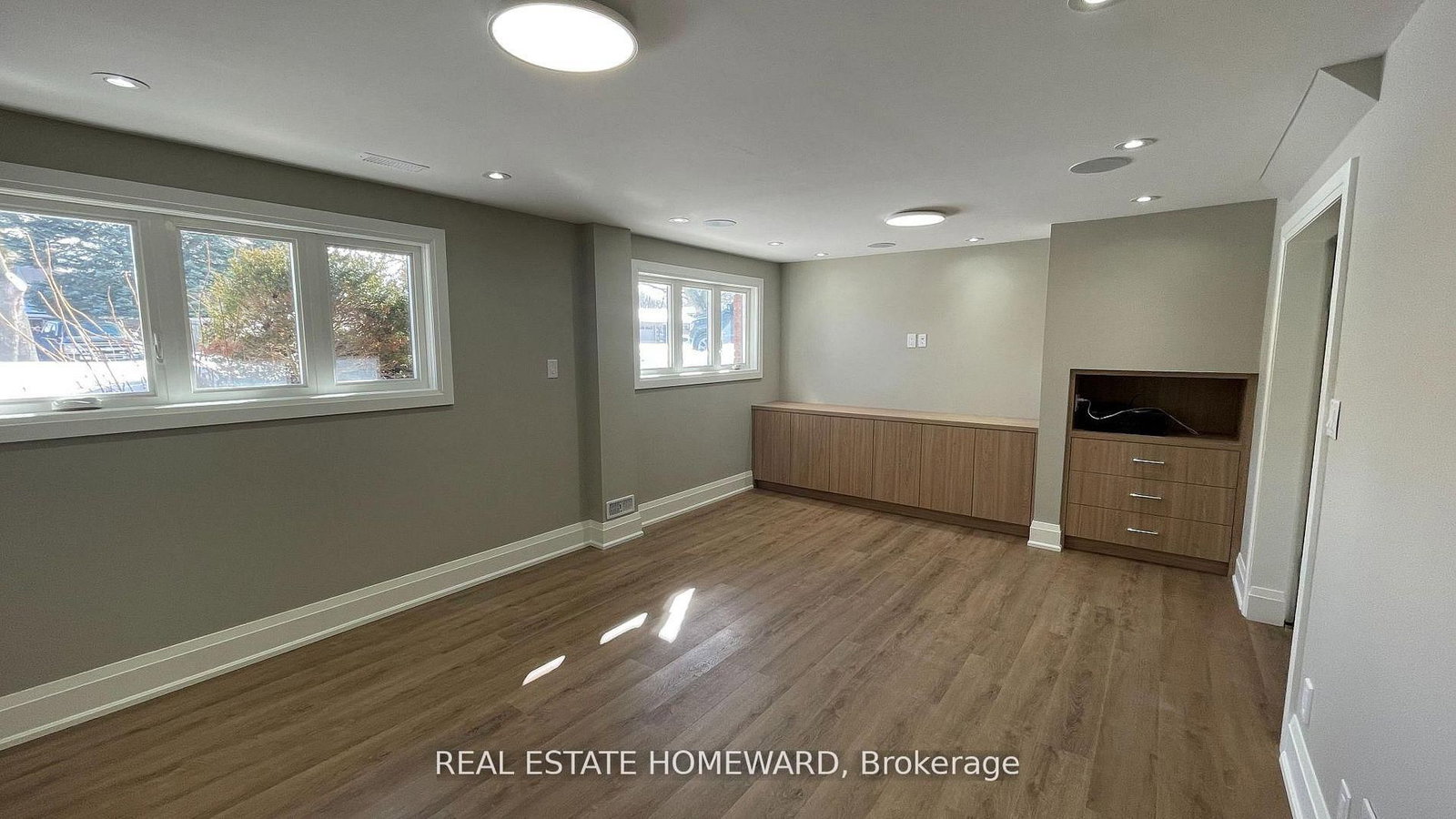 33 Strathcona Drive • St. Catharines, ON photo 19
