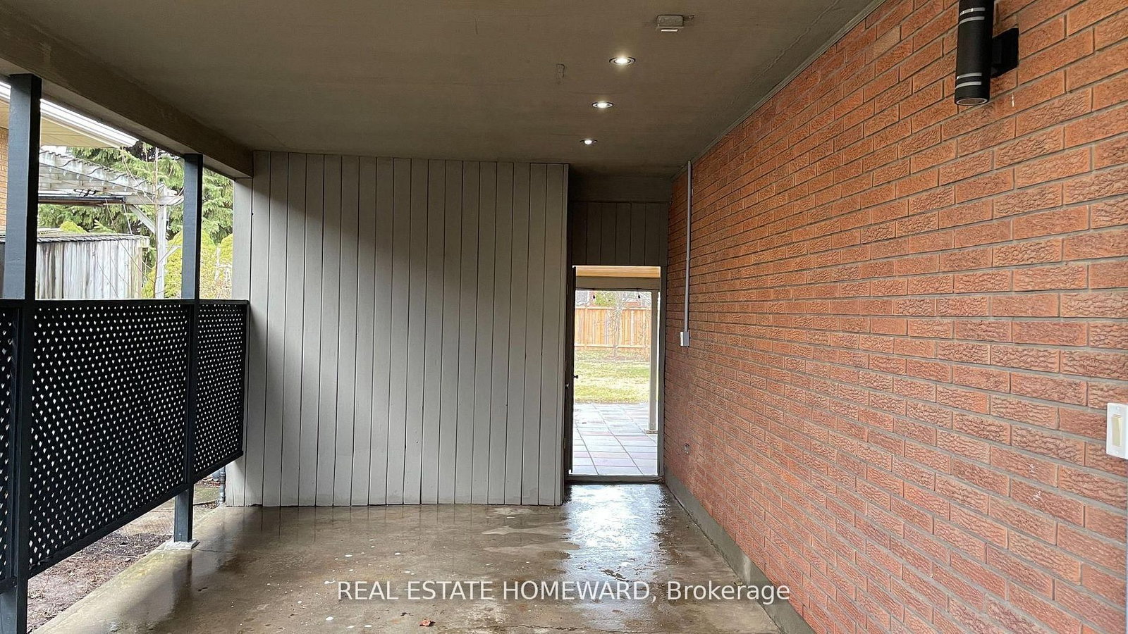 33 Strathcona Drive • St. Catharines, ON photo 28